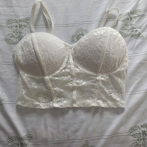 Elegant Cream Lace Bustier